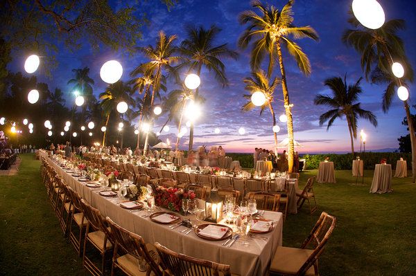 Decoración de bodas con luces { Foto vía, Project Wedding } Decoración de bodas con luces { Foto vía, Project Wedding }
