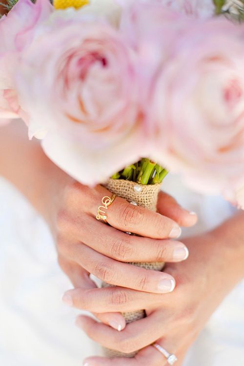 Wedding ring OUI de Dior {Foto, Julie Weisberg Photography} Wedding ring OUI de Dior {Foto, Julie Weisberg Photography}