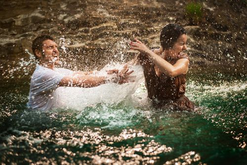 Love session en el río Gállego en el Pirineo Aragonés {Fotos, cortesía de Pedro Etura} Love session en el río Gállego en el Pirineo Aragonés {Fotos, cortesía de Pedro Etura}