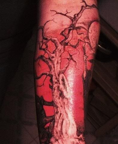 tree009.jpg Gothic Tree Tattoo