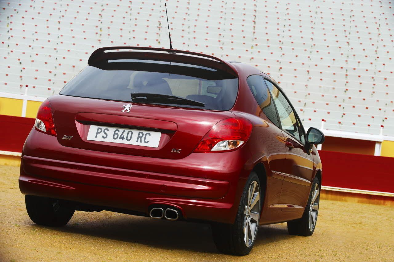 2010-Peugeot-207-RC-6.jpg
