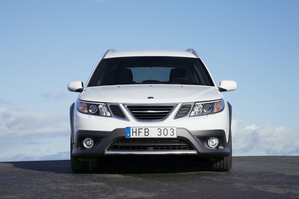 2010-Saab-9-3x-6.jpg