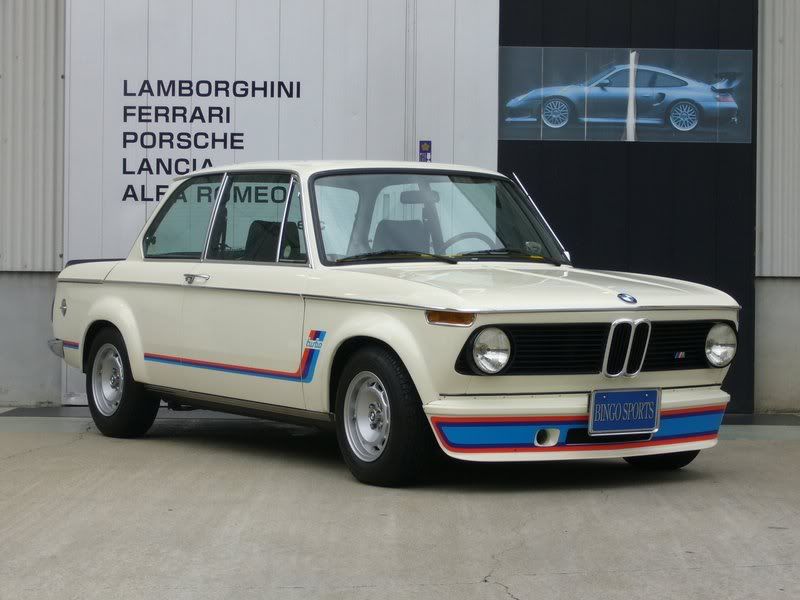 BMW-2002-Turbo-1.jpg