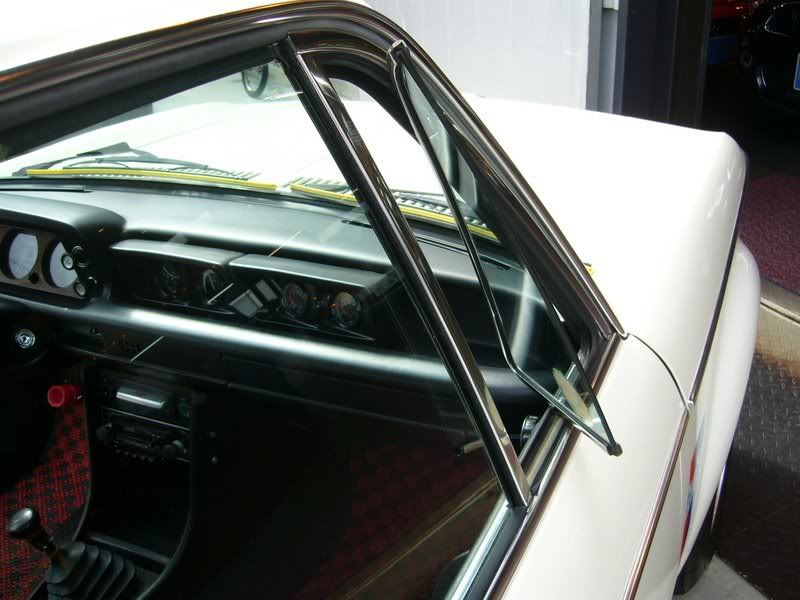 BMW-2002-Turbo-5.jpg