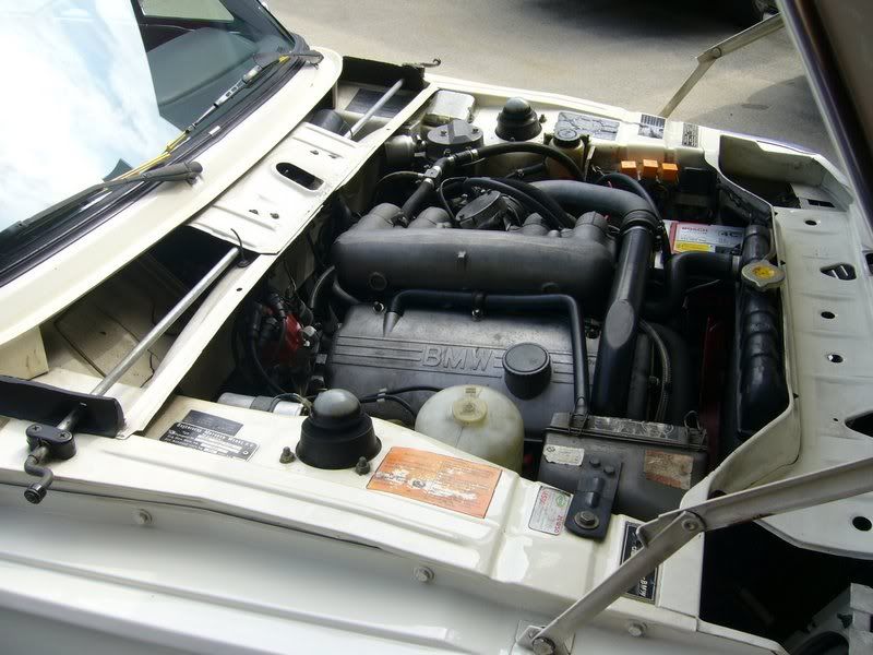 BMW-2002-Turbo-6.jpg