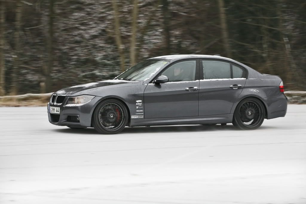 BMW-320d-M-Winter-3.jpg