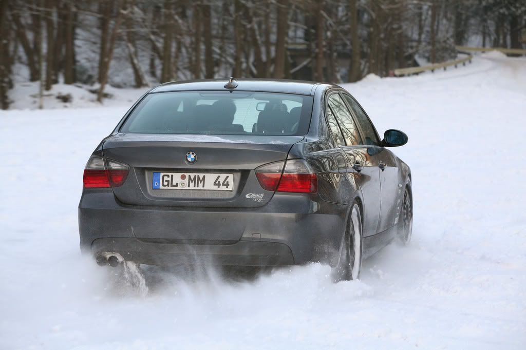 BMW-320d-M-Winter-4.jpg