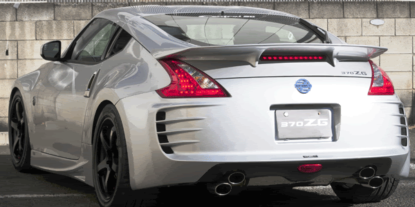 Nissan-370Z-2.gif