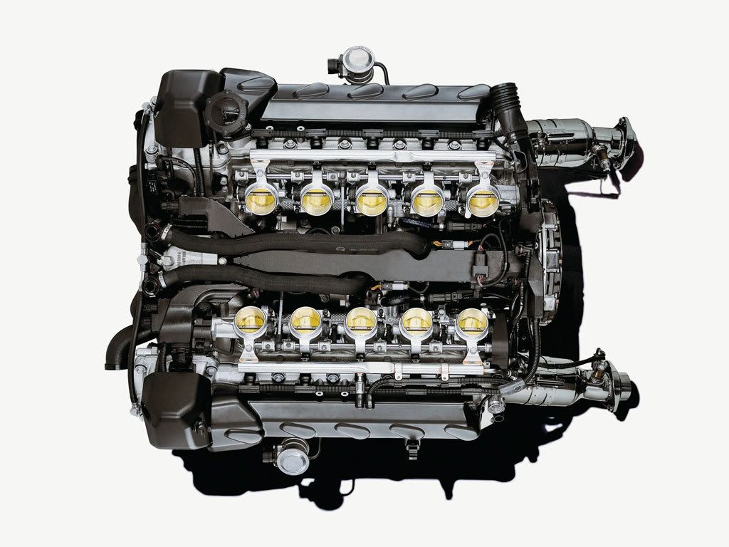 bmwm605_engine2.jpg