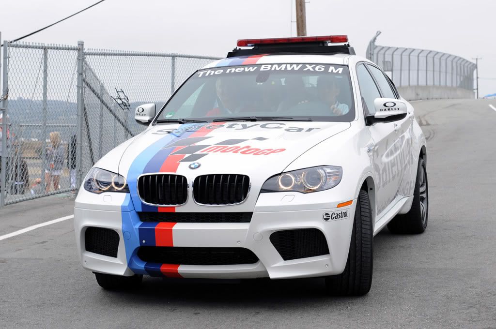 bmwx6mpacecar_09.jpg