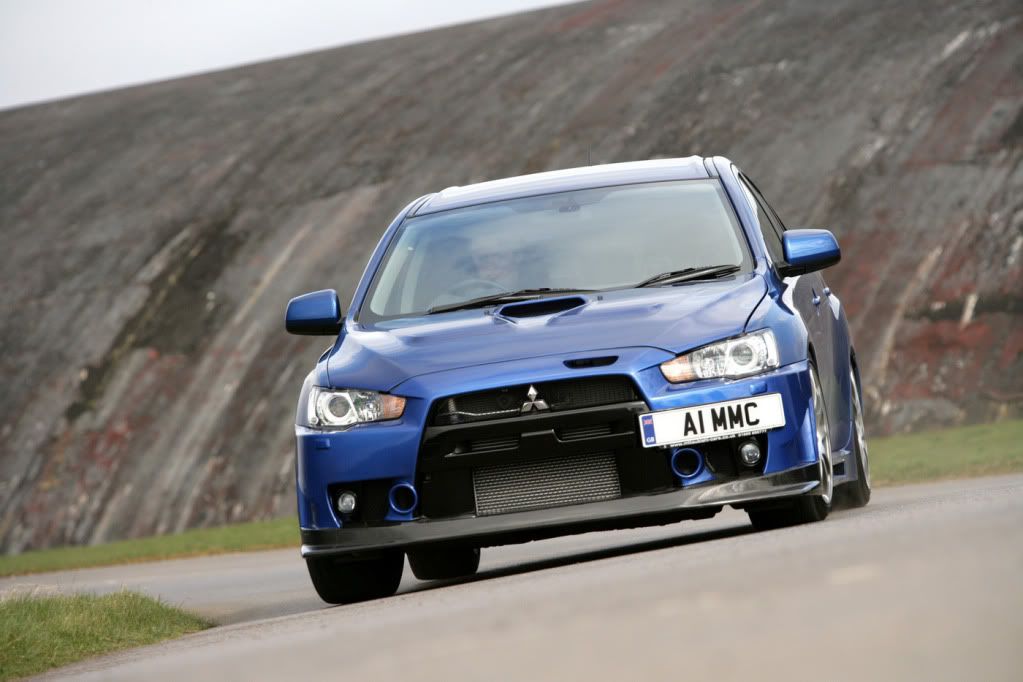 Mitsubishi-Lancer-EVO-X-FQ-400-16.jpg
