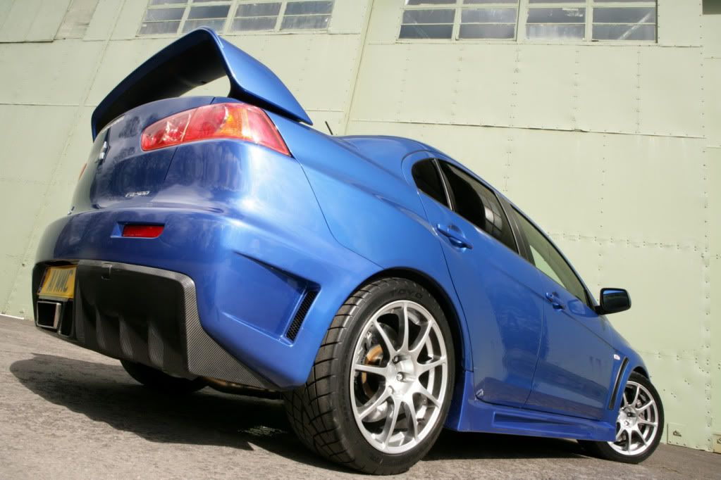 Mitsubishi-Lancer-EVO-X-FQ-400-25.jpg