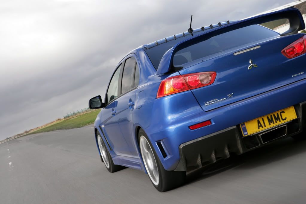 Mitsubishi-Lancer-EVO-X-FQ-400-29.jpg