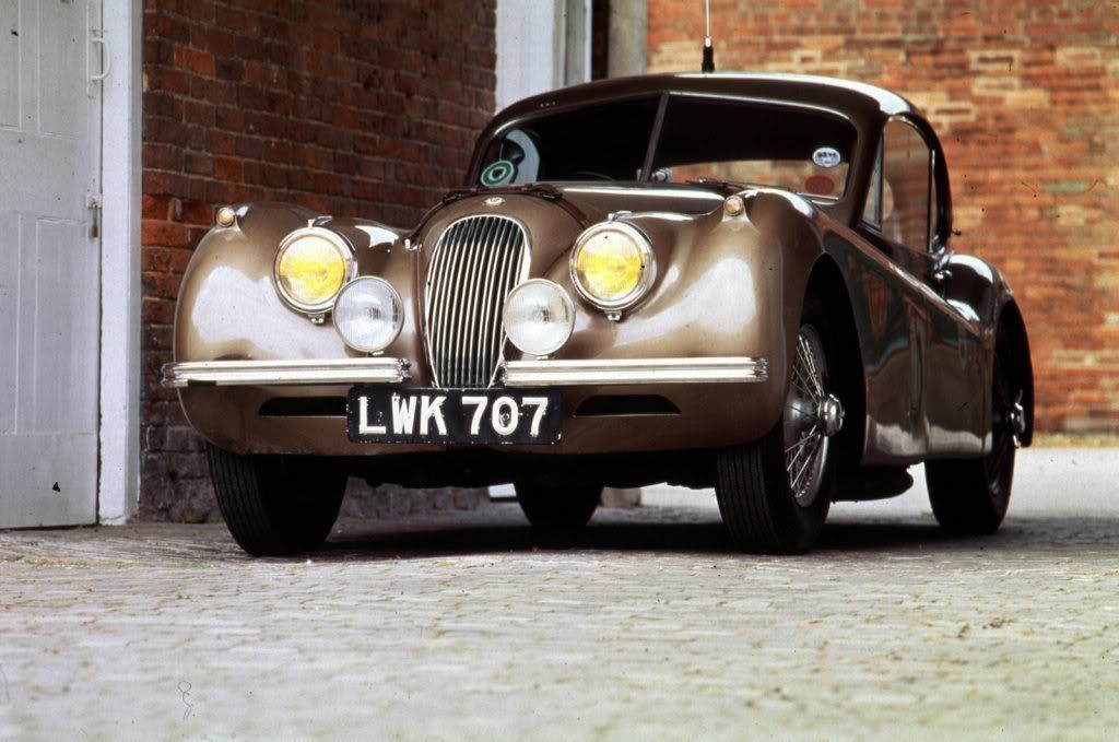 Jaguar-Carscoop-1-1.jpg