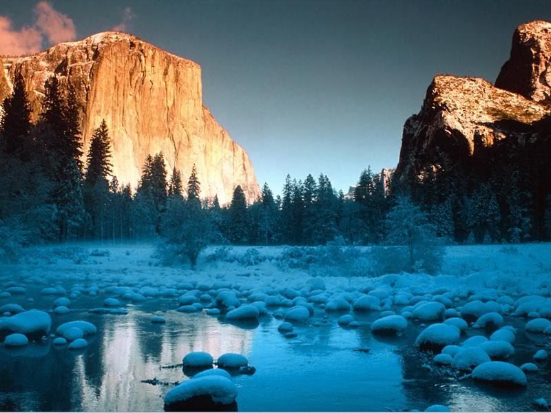 EL_CAPITAN_AS_SEEN_FROM_THE.jpg