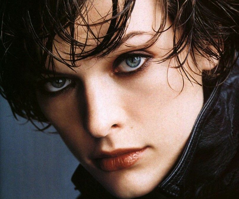 Female-MillaJovovich03.jpg