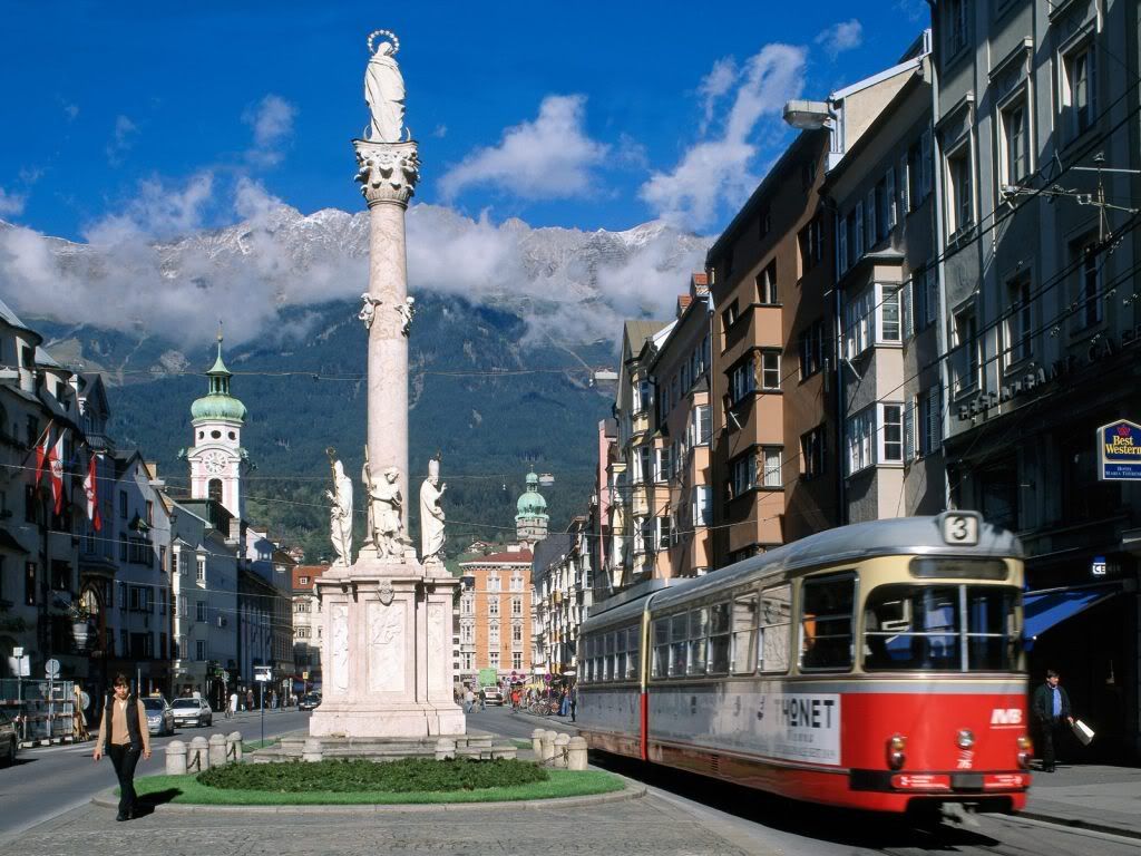 MariaTheresaStrasseInnsbruckAustria.jpg