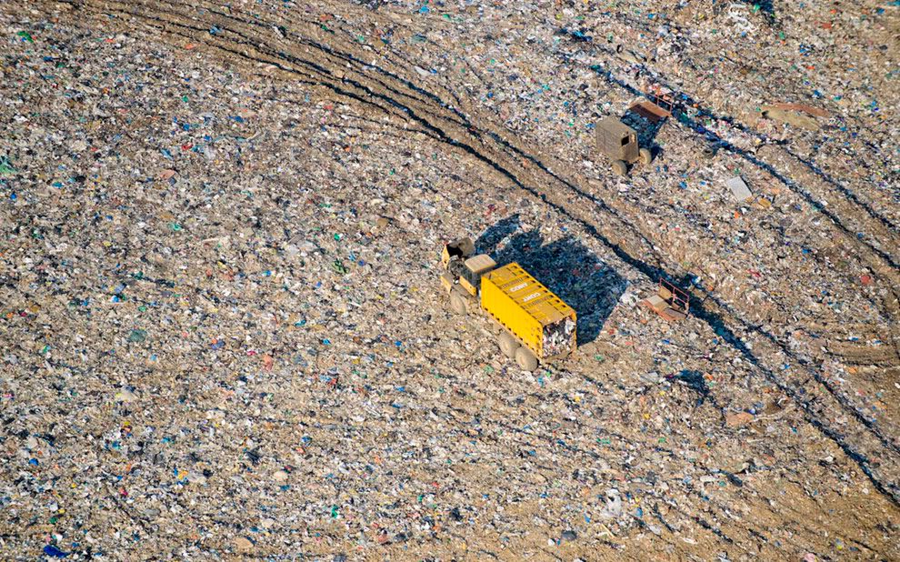 Mucking_Marshes_Landfill_a_maj.jpg