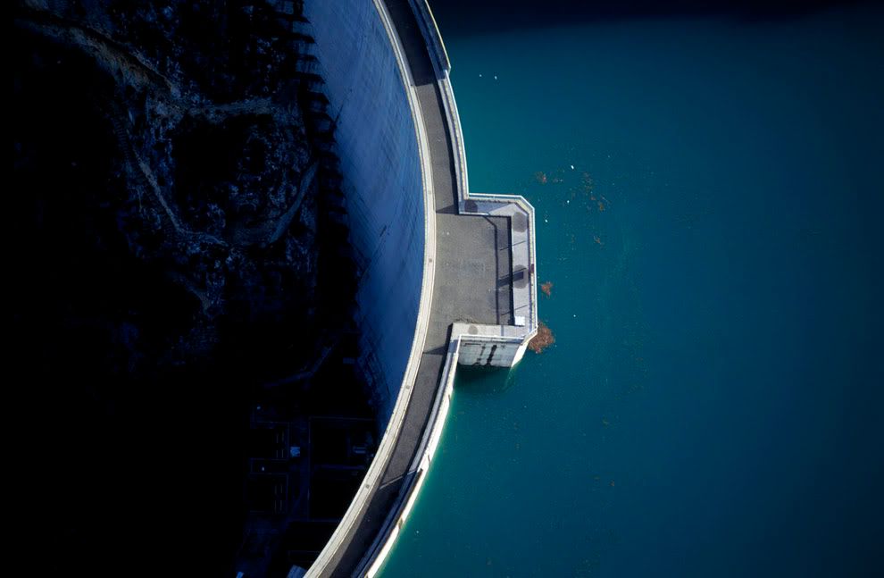 The_Hydroelectric_Dam_of_the_L.jpg