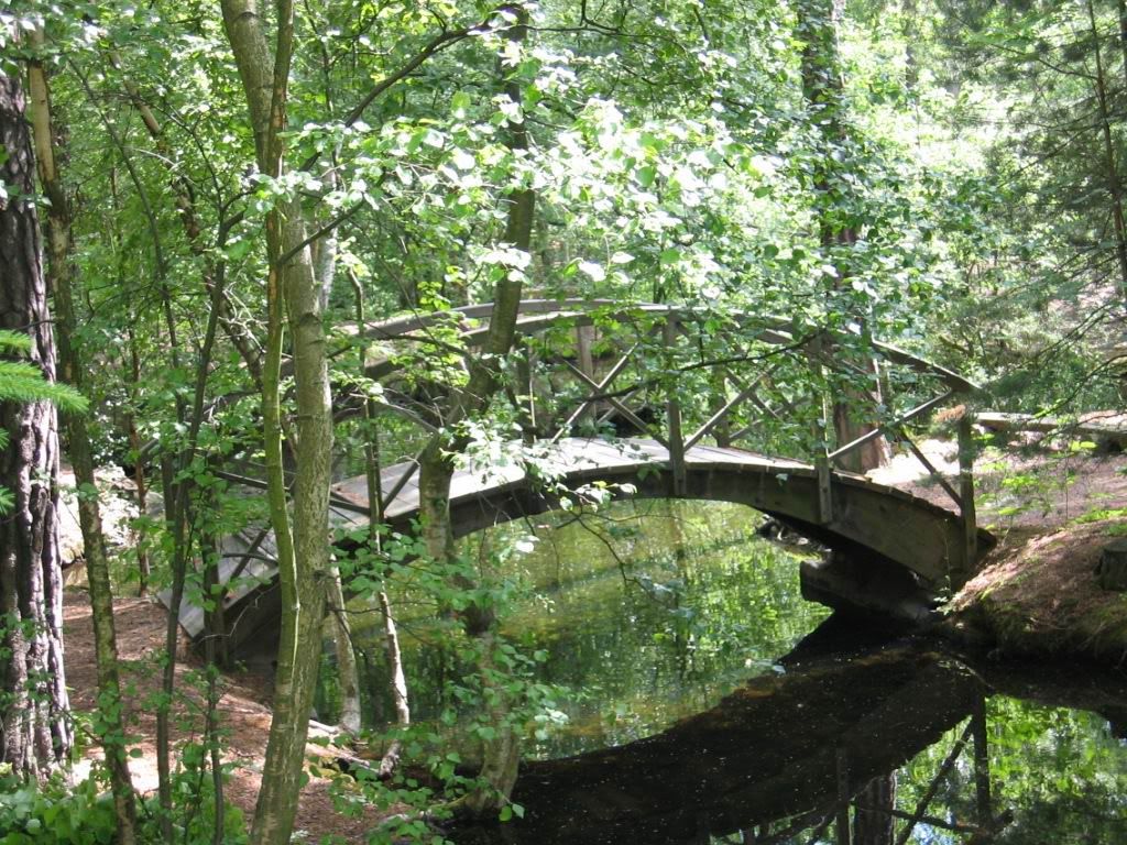 Bridge_at_skansen.jpg