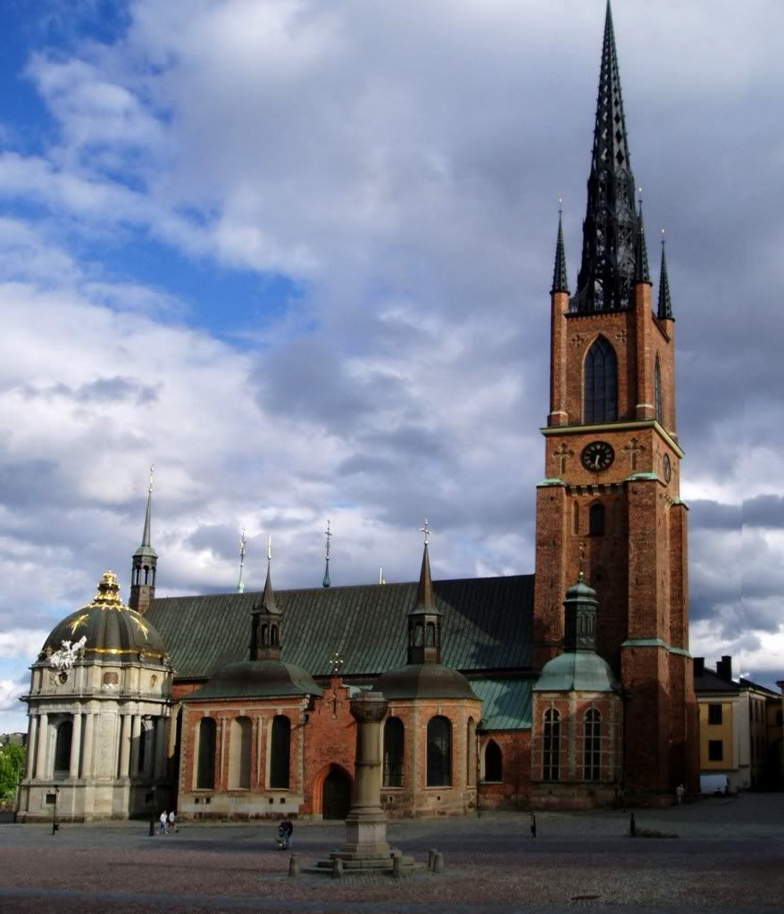 Riddarholmskyrkan_juni_2005_modifie.jpg