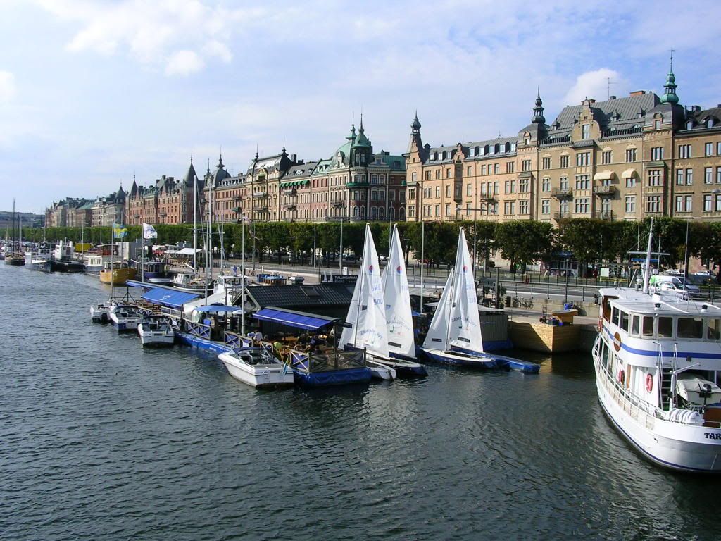 Stockholm_strandvgen.jpg
