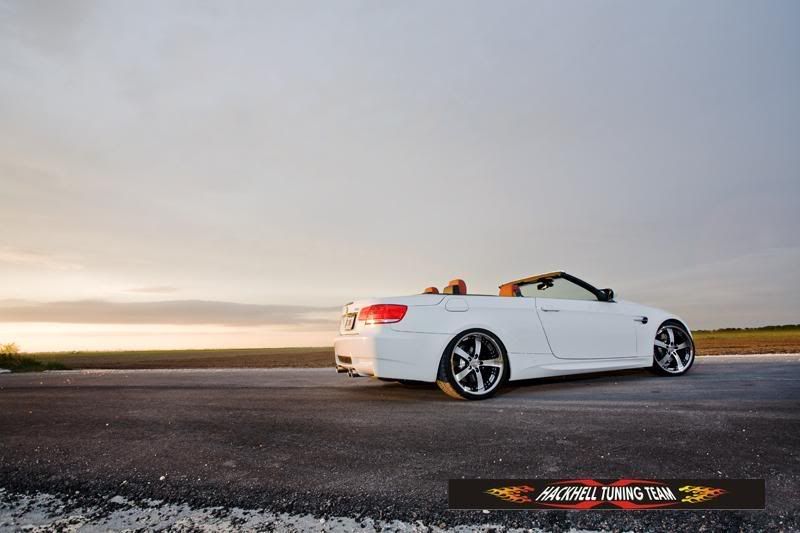 20x9and20x105VossenVVS082SilverM-4.jpg