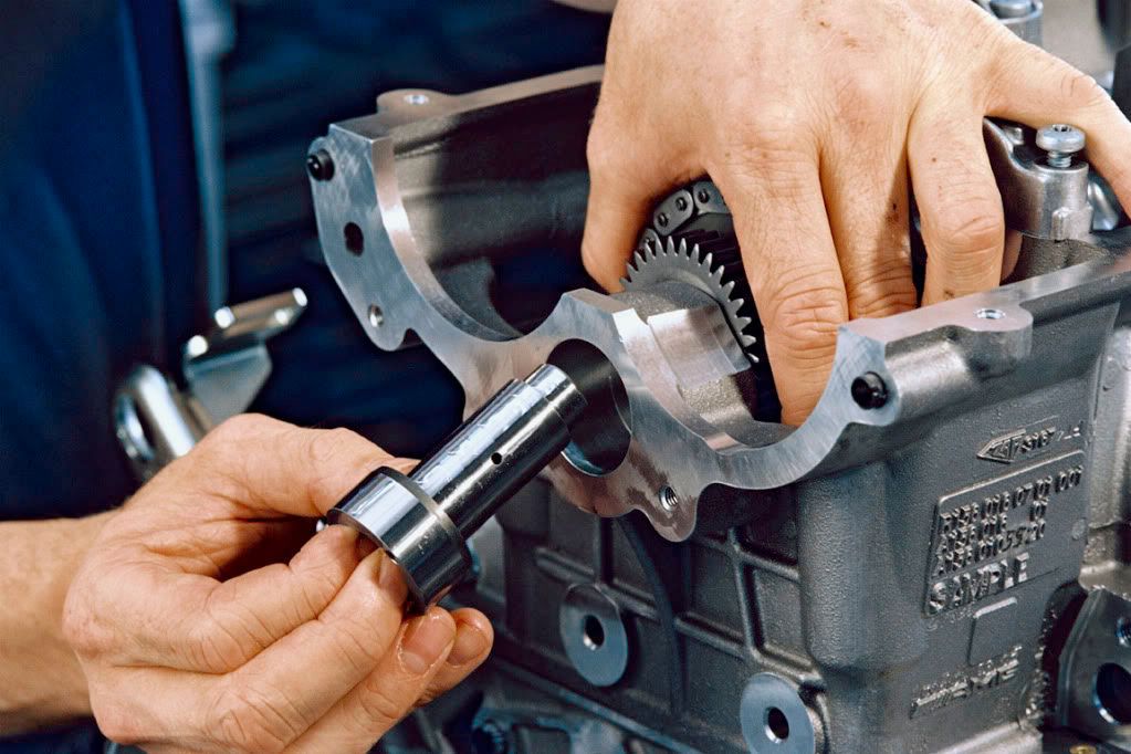 AMG-63-V8-close-up3a.jpg