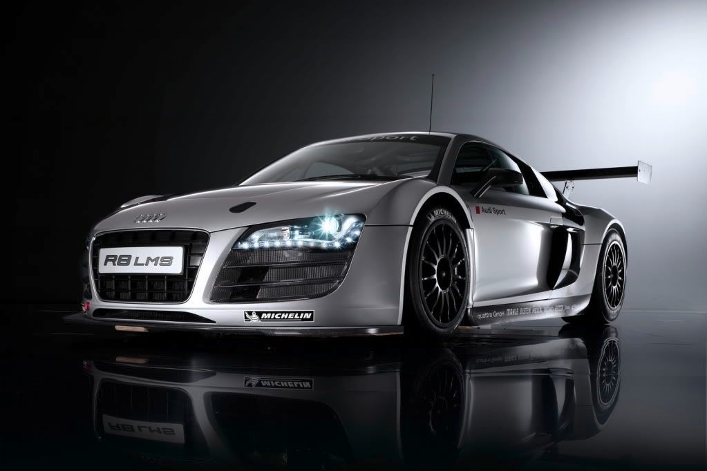 Audi-R8-LMS-3.jpg