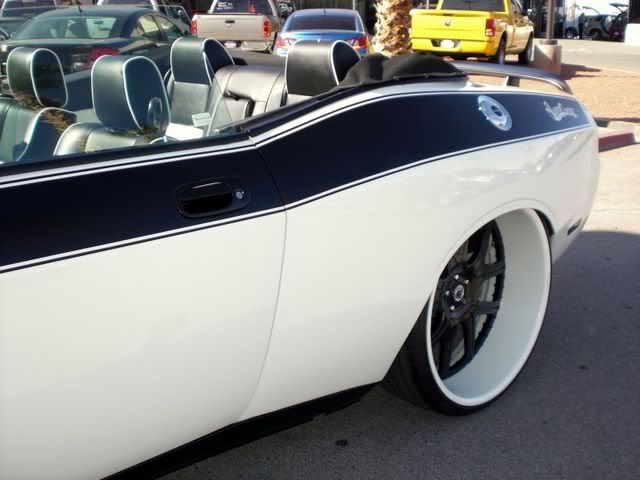 Dodge-Challenger-Convertible-24.jpg