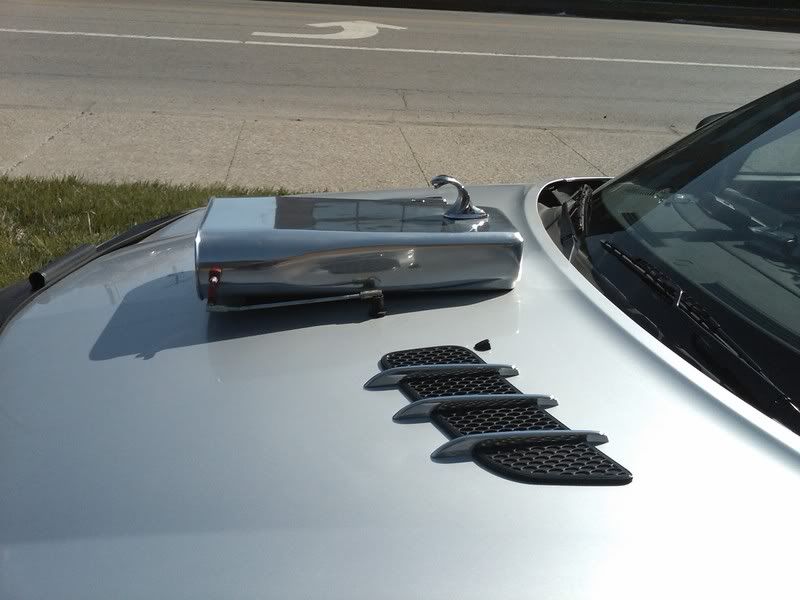 LOLCharger2.jpg