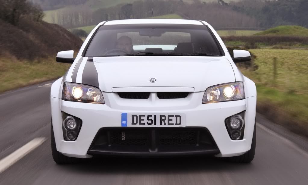 Vauxhall-VXR8-Bathurst-S-1.jpg