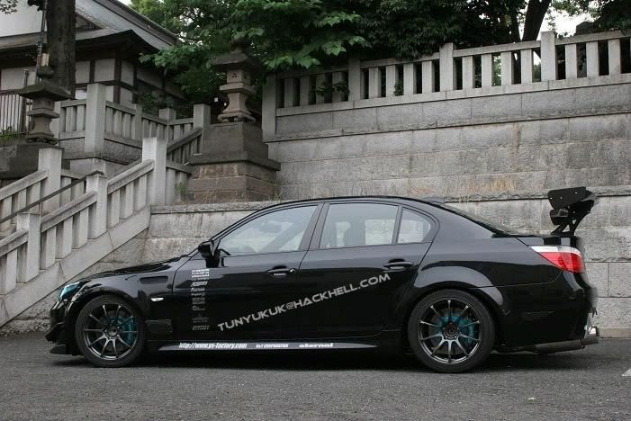 y-s-factory-bmw-m5_1.jpg