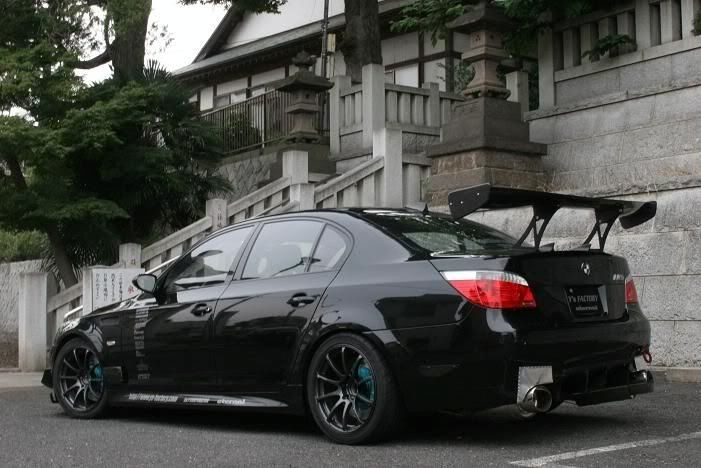 y-s-factory-bmw-m5_2.jpg