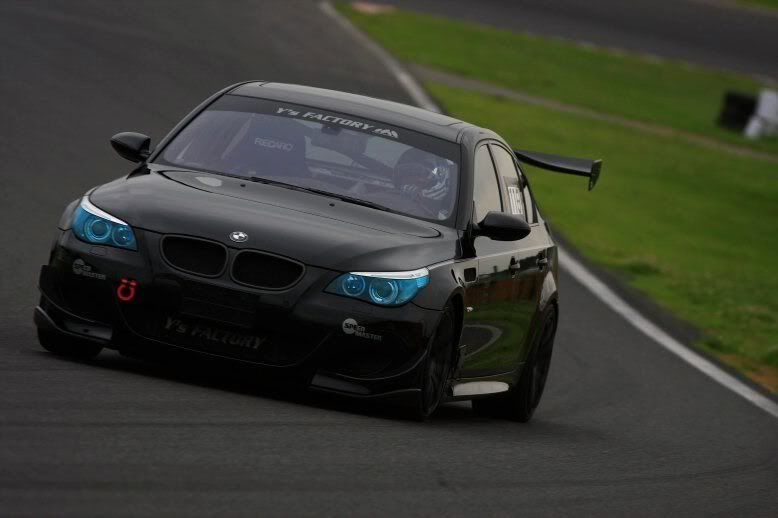 y-s-factory-bmw-m5_7.jpg