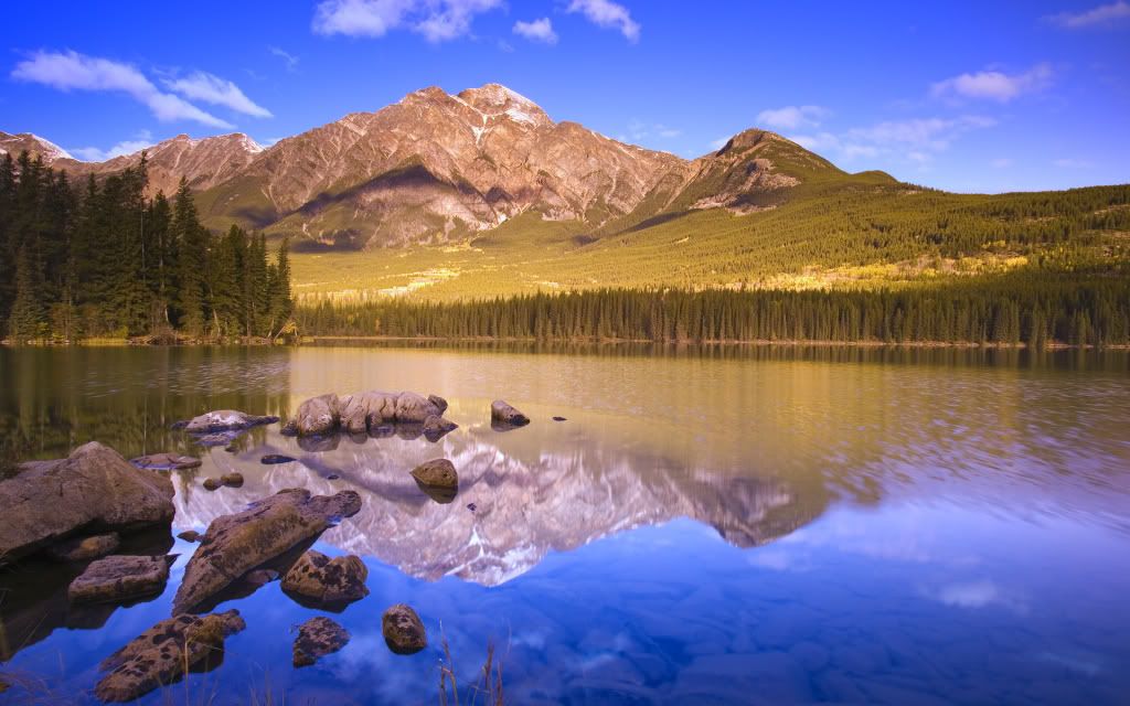 Windows_7_Mountain.jpg