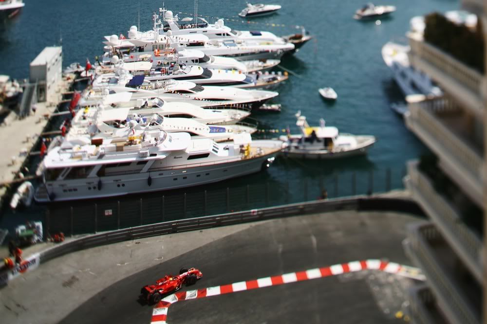 Felipe_Massa_2007_Monaco_Grandjpgsc.jpg