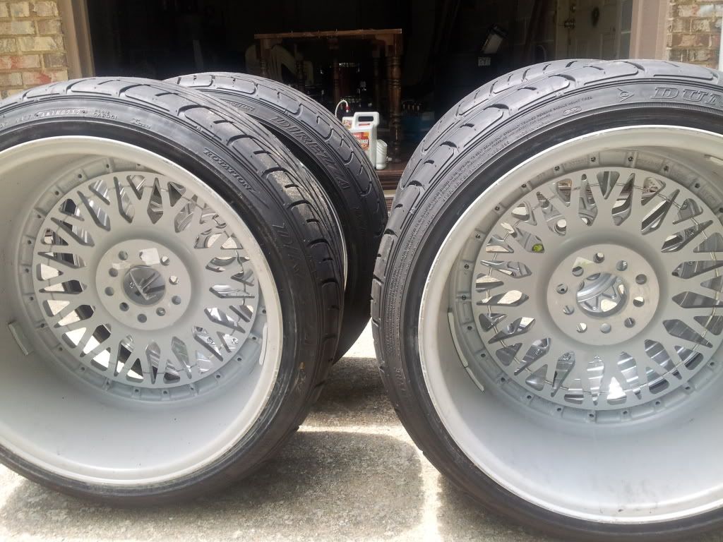 FS 18" ESM002s with or without tires, 5mm spacer w/extended lugs VW