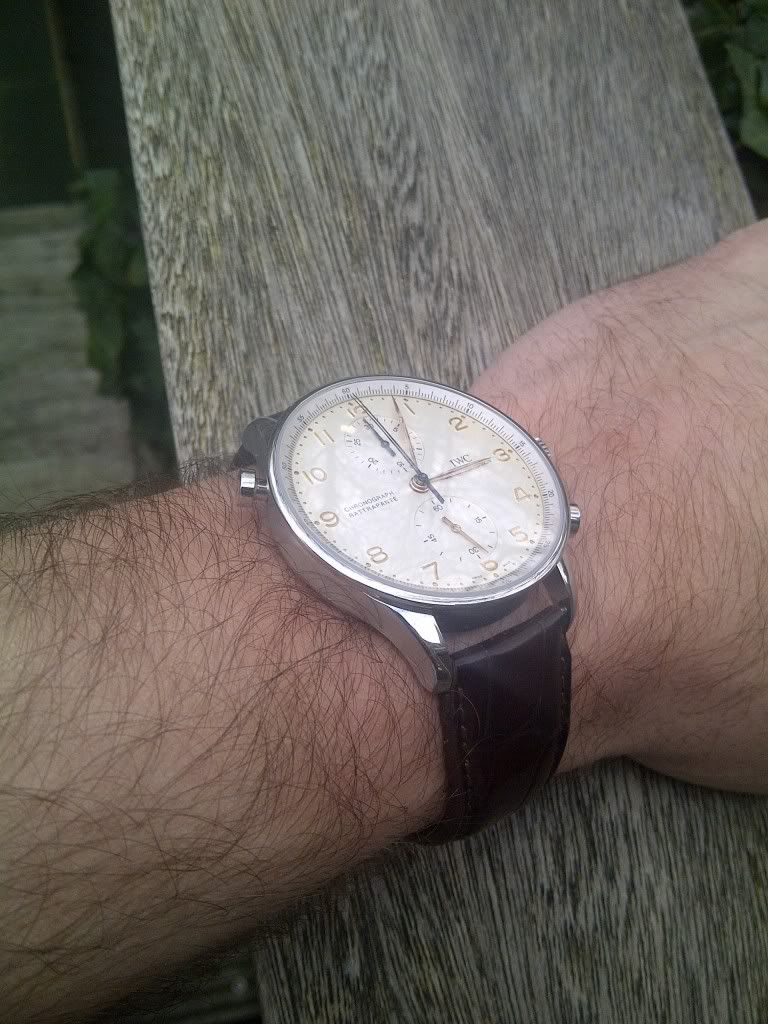 i411.photobucket.com/albums/pp193/dutchclock/Watches/iwc/utf-8BUm90dGVyZGFtLTIwMTIwMTIyLTAwMDQ1LmpwZw.jpg